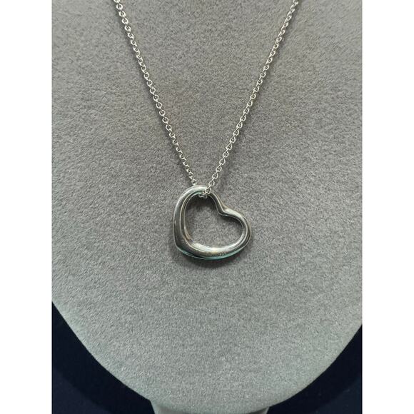 Tiffany & Co. Elsa Peretti Open Heart Pendant Necklace SS
(Medium/Large) - Picture 2 of 2